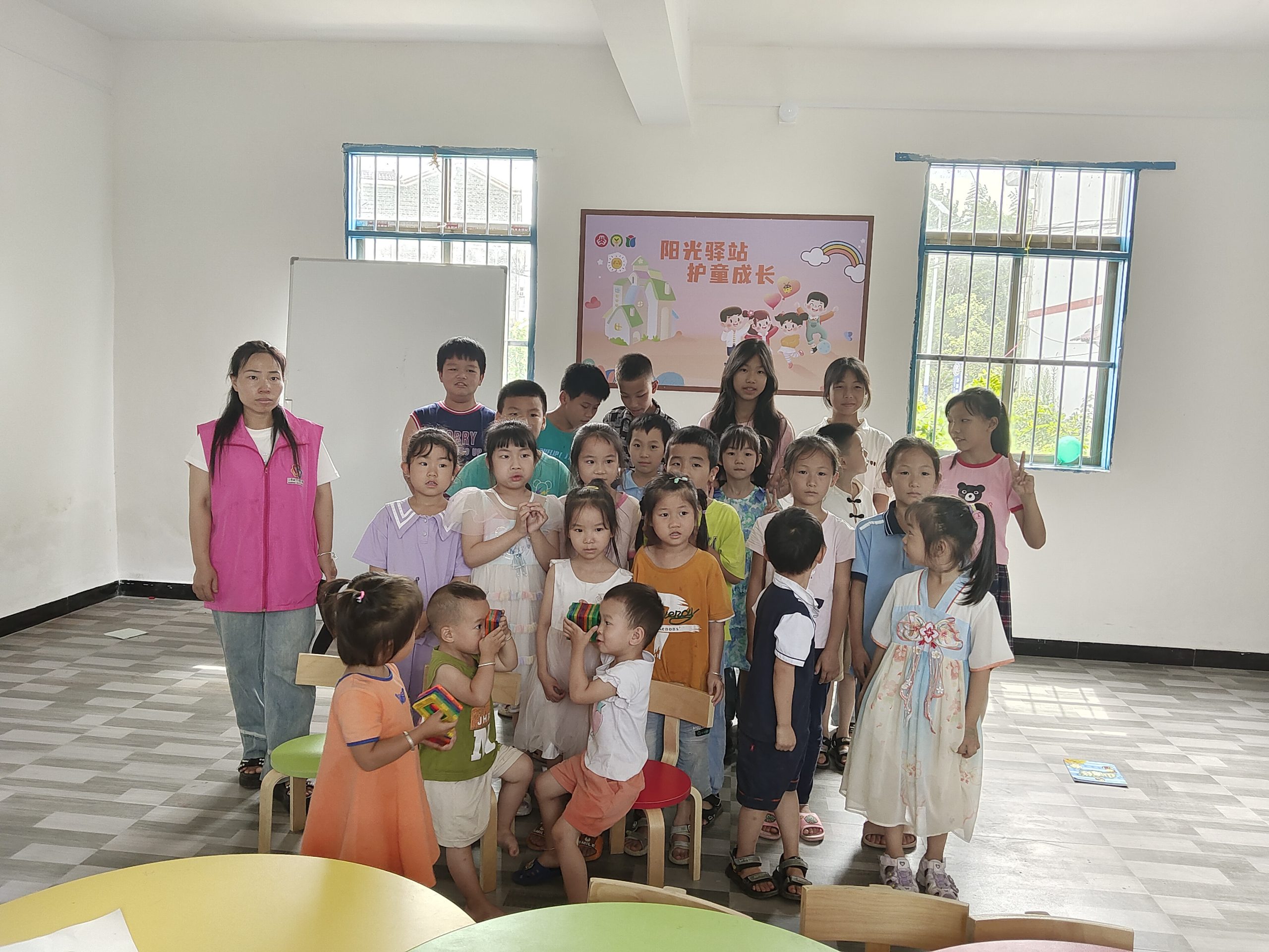 泰和县沙村镇坪洲村阳光驿站开展“童心跟党走,畅享中国梦”主题活动-江西省家庭教育学会