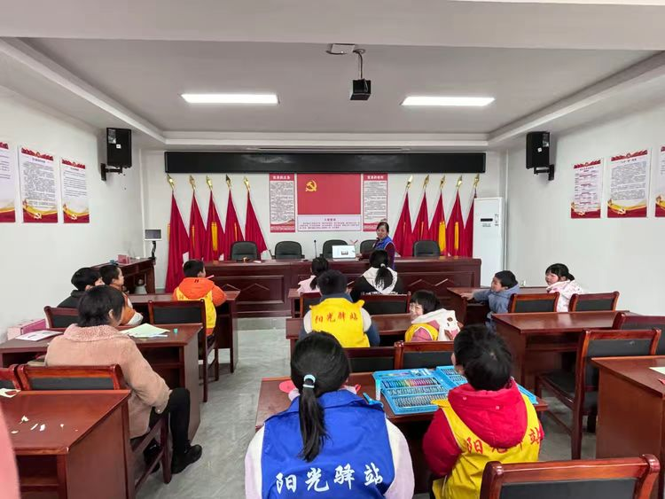 “爱心妈妈  温暖同行” —段莘村阳光驿站三八节活动-江西省家庭教育学会